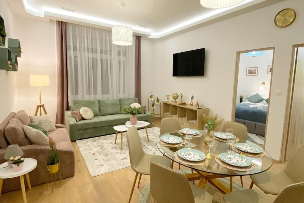 Grandelux Apartment